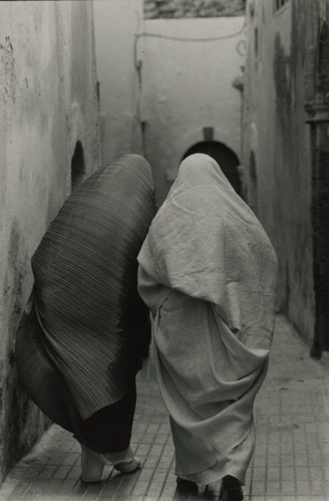 Pleats Please travel through Morocco (© by Yuriko Takagi)